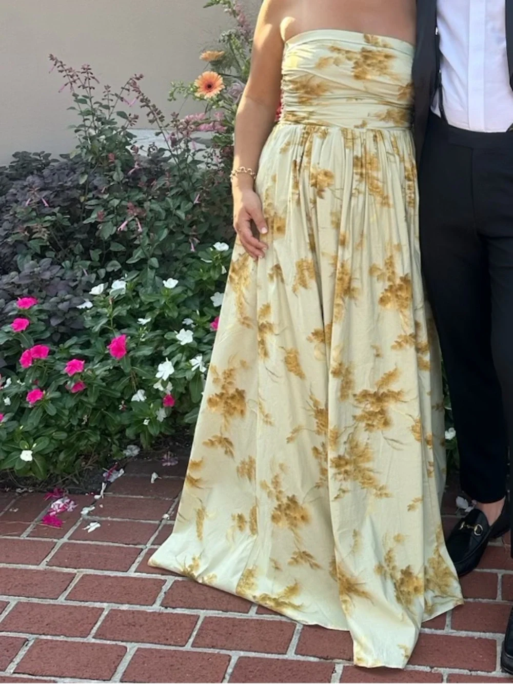 Reformation Kastoria Dress - Picture 5 of 5